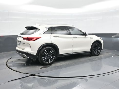Used 2021 INFINITI QX50 Sensory image 9