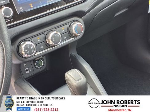 Used 2025 Nissan Versa S w/ Trunk Package image 29