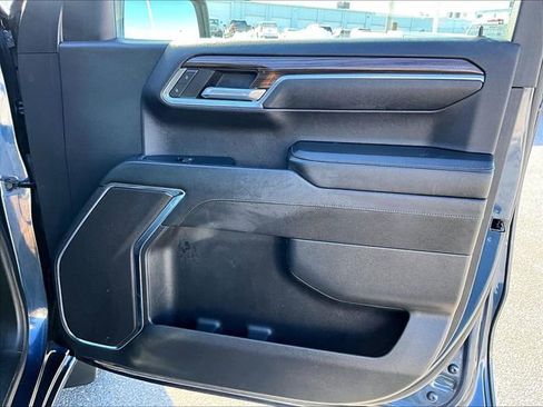 Used 2023 Chevrolet Silverado 1500 RST image 12