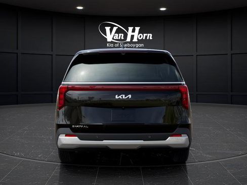 New 2026 Kia Carnival image 6