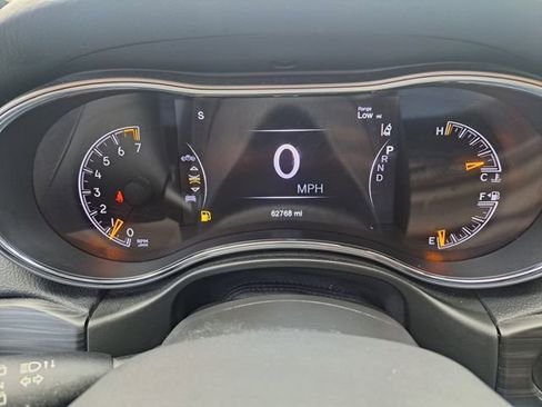 Used 2022 Jeep Grand Cherokee Laredo E w/ Security & Convenience Group image 21