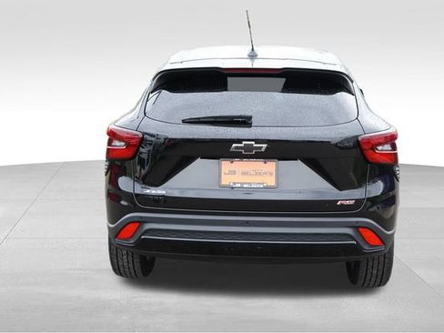 Used 2024 Chevrolet Trax RS w/ Driver Confidence Package FWD image 6