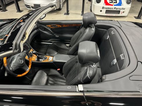 Used 2009 Mercedes-Benz SL 550 image 74