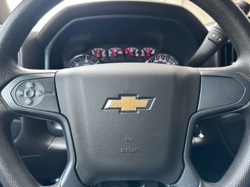 Certified 2018 Chevrolet Silverado 1500 Custom w/ Custom Value Package image 27