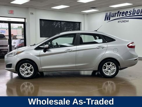 Used 2015 Ford Fiesta SE FWD image 8