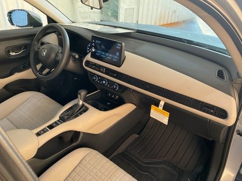 New 2026 Honda HR-V LX image 21