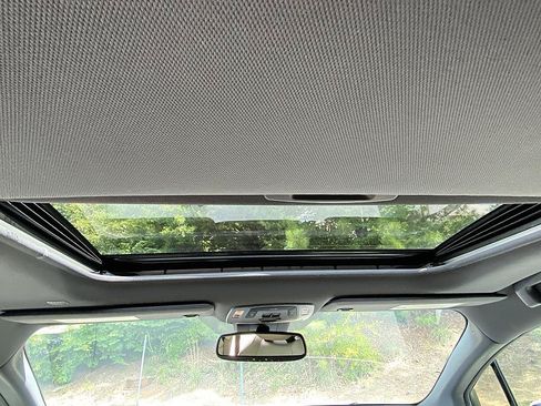 Certified 2021 Toyota Sienna XLE FWD image 21
