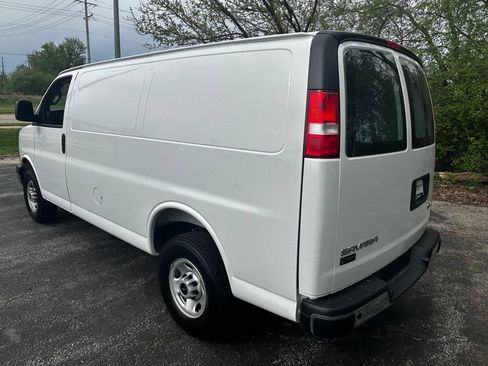 New 2026 GMC Savana 3500 w/ Driver Convenience Package RWD image 4