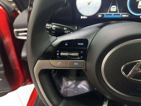 Used 2022 Hyundai Elantra Limited image 13