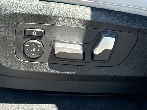 New 2026 BMW X5 sDrive40i RWD image 25