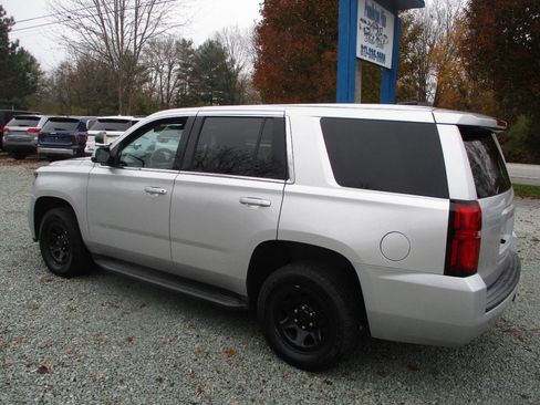 Used 2020 Chevrolet Tahoe 4WD image 3