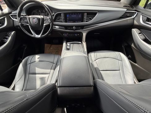 Used 2024 Buick Enclave Essence w/ Sport Touring Edition AWD/4WD image 11
