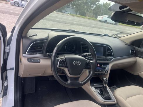 Used 2017 Hyundai Elantra Value Edition w/ Cargo Package FWD image 11