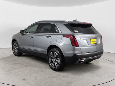 Used 2025 Cadillac XT5 Premium Luxury AWD/4WD image 3