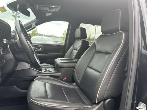 Used 2024 GMC Yukon SLT AWD/4WD image 16