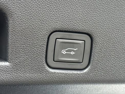 New 2026 Chevrolet Traverse RS image 29