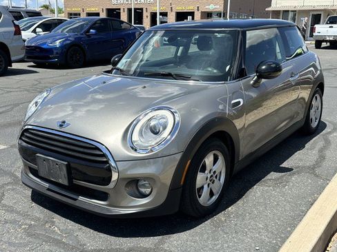 Used 2017 MINI Cooper 2-Door Hardtop FWD image 7