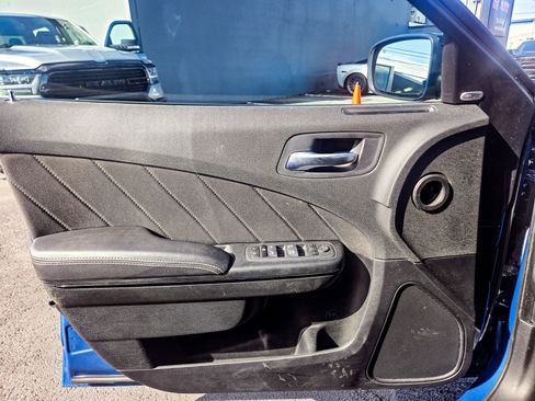 Used 2023 Dodge Charger R/T w/ Blacktop Package image 32