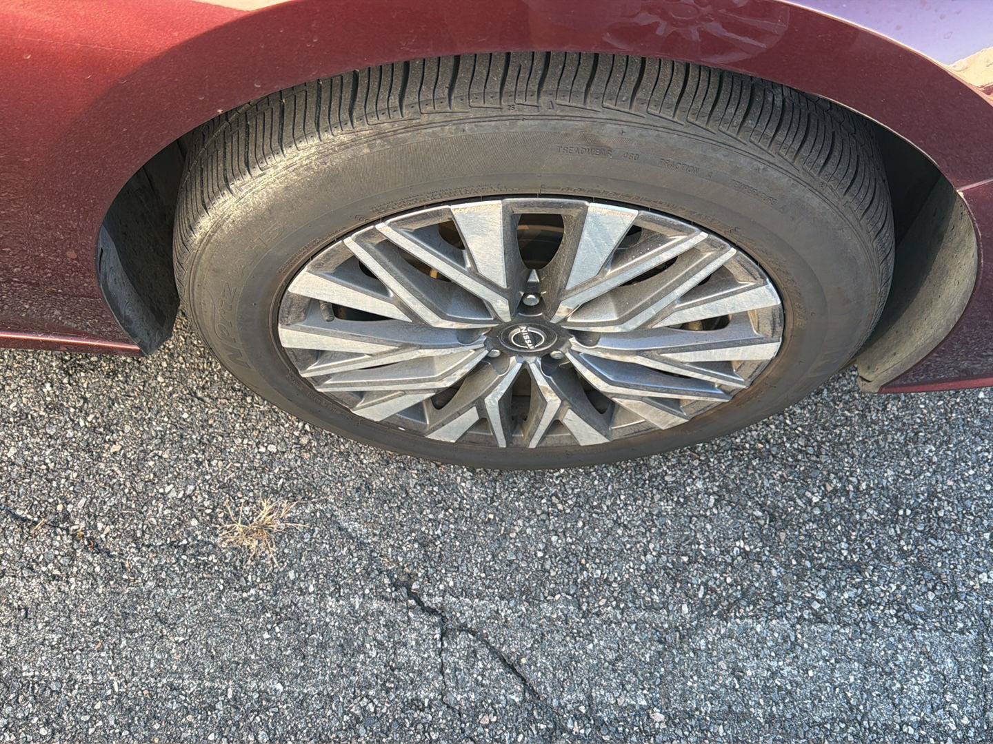 Used 2025 Nissan Altima 2.5 SV FWD image 7