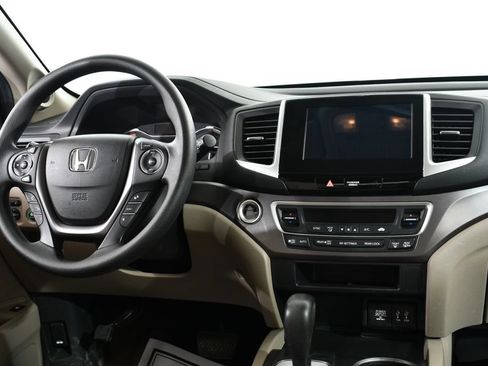 Used 2016 Honda Pilot EX image 8