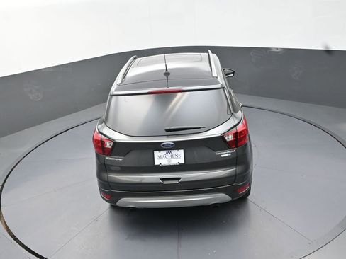Used 2019 Ford Escape Titanium AWD/4WD image 18
