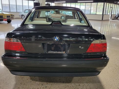 Used 1997 BMW 740i RWD image 33