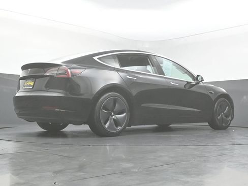 Used 2018 Tesla Model 3 Long Range RWD image 42