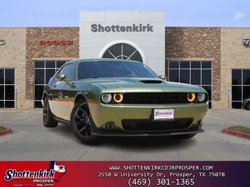 Certified 2021 Dodge Challenger GT RWD image 1