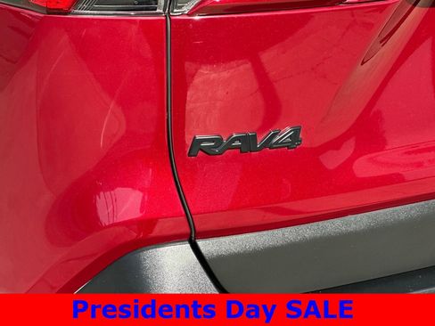 Certified 2022 Toyota RAV4 XLE w/ Convenience Package image 27