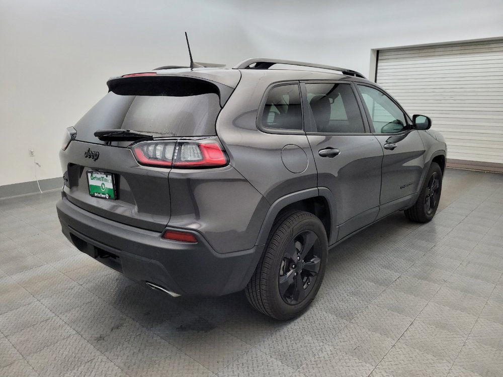 Used 2019 Jeep Cherokee Latitude Plus AWD/4WD image 9