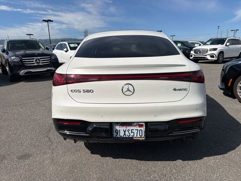 Used 2023 Mercedes-Benz EQS 580 4MATIC Sedan image 5
