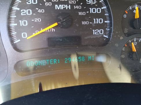 Used 2005 Chevrolet Silverado 1500 LS w/ Light Duty Power Package RWD image 13