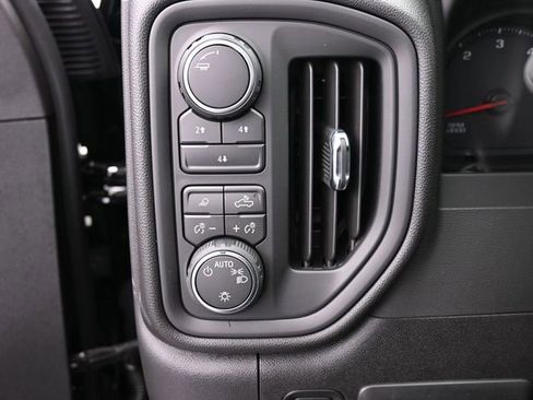 New 2026 Chevrolet Silverado 3500 W/T image 31