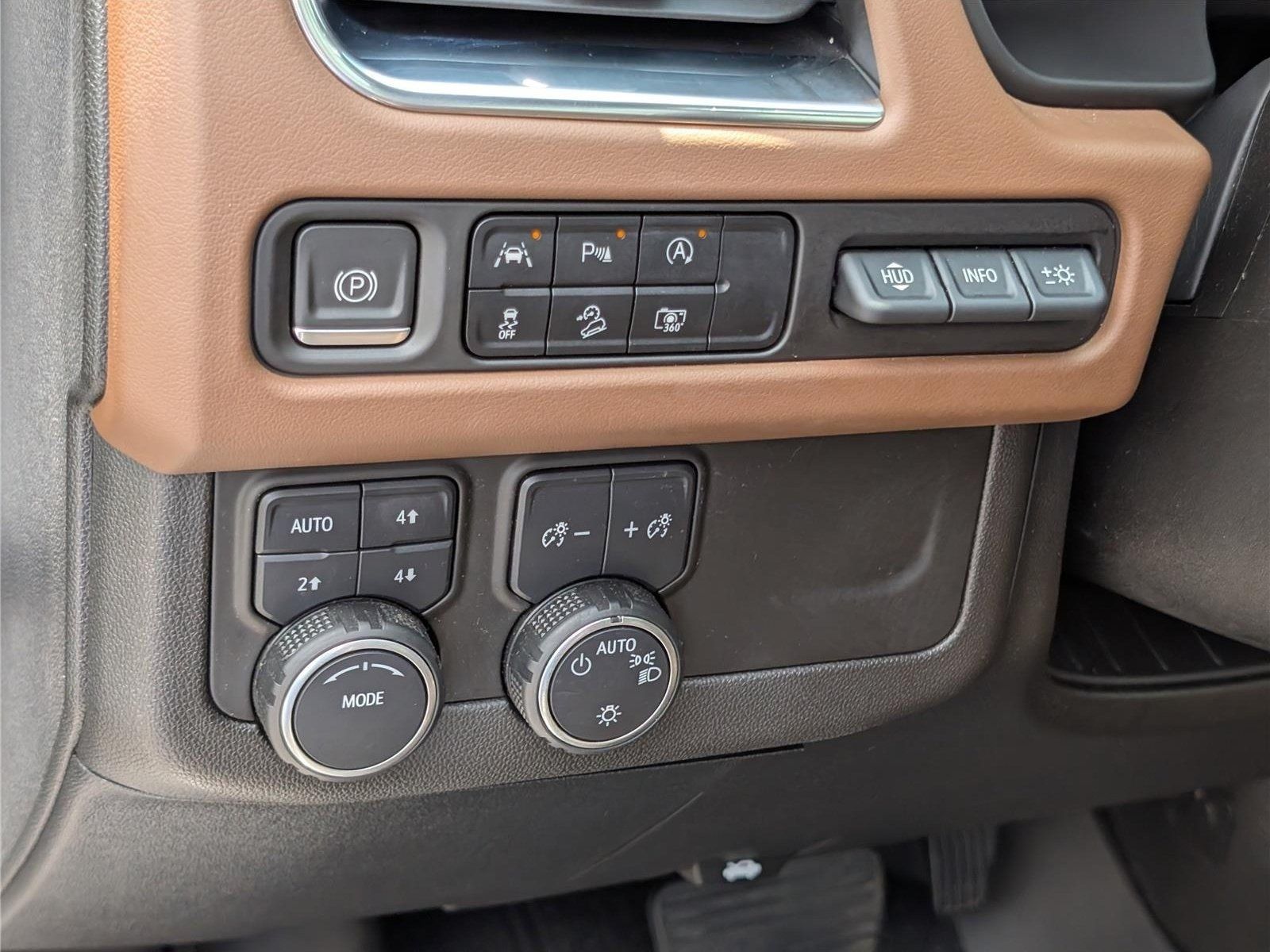 Used 2023 Chevrolet Tahoe High Country AWD/4WD image 26