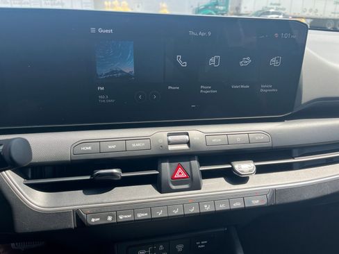 Used 2025 Kia K4 FWD image 17