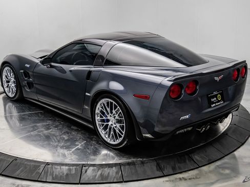 Used 2010 Chevrolet Corvette ZR1 w/ Preferred Equipment Group RWD image 12