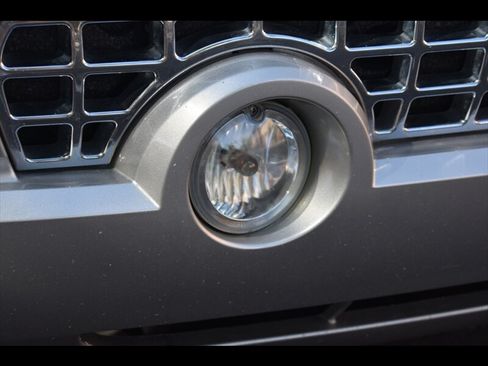 Used 2004 Ford Thunderbird RWD image 39