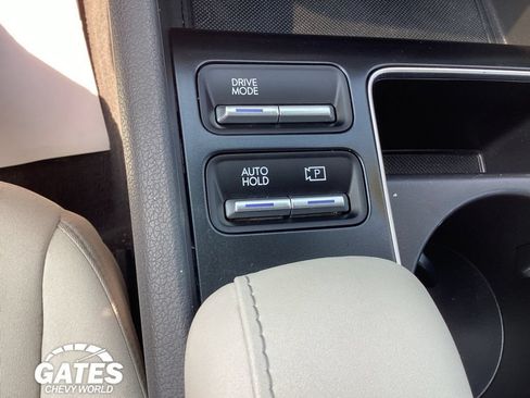 Used 2025 Hyundai Sonata SEL FWD image 26