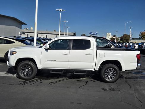 Used 2023 Toyota Tacoma SR5 image 7