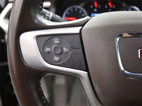 Used 2020 GMC Acadia SLE w/ Driver Convenience Package image 28