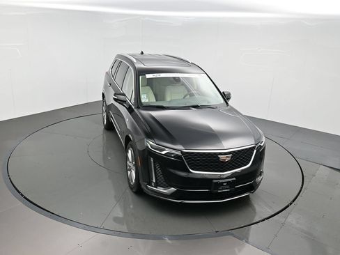 Certified 2023 Cadillac XT6 Premium Luxury w/ Technology Package AWD/4WD image 47