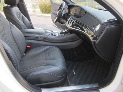 Used 2018 Mercedes-Benz S 560 Sedan image 22