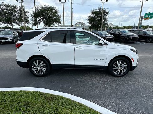 Used 2023 Chevrolet Equinox Premier FWD image 4