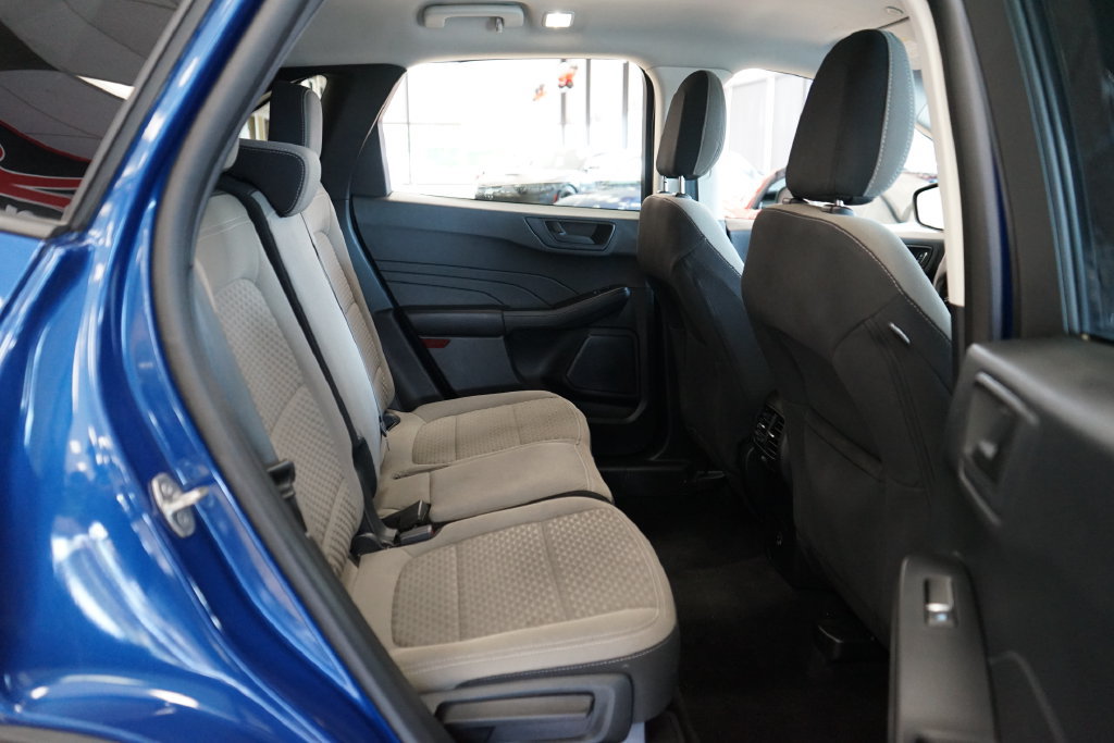 Used 2022 Ford Escape SE w/ Cold Weather Package AWD/4WD image 14