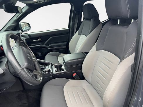 Used 2024 Toyota Tacoma TRD Off-Road image 12