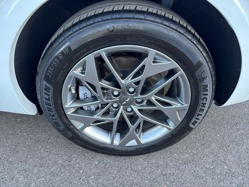 Used 2024 Genesis GV70 2.5T w/ Select Package image 26