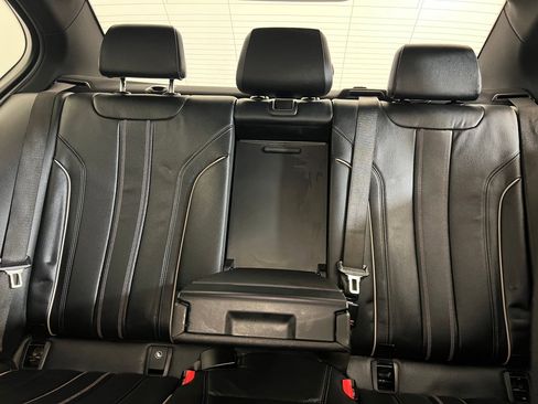 Used 2019 BMW 530e w/ Convenience Package image 31