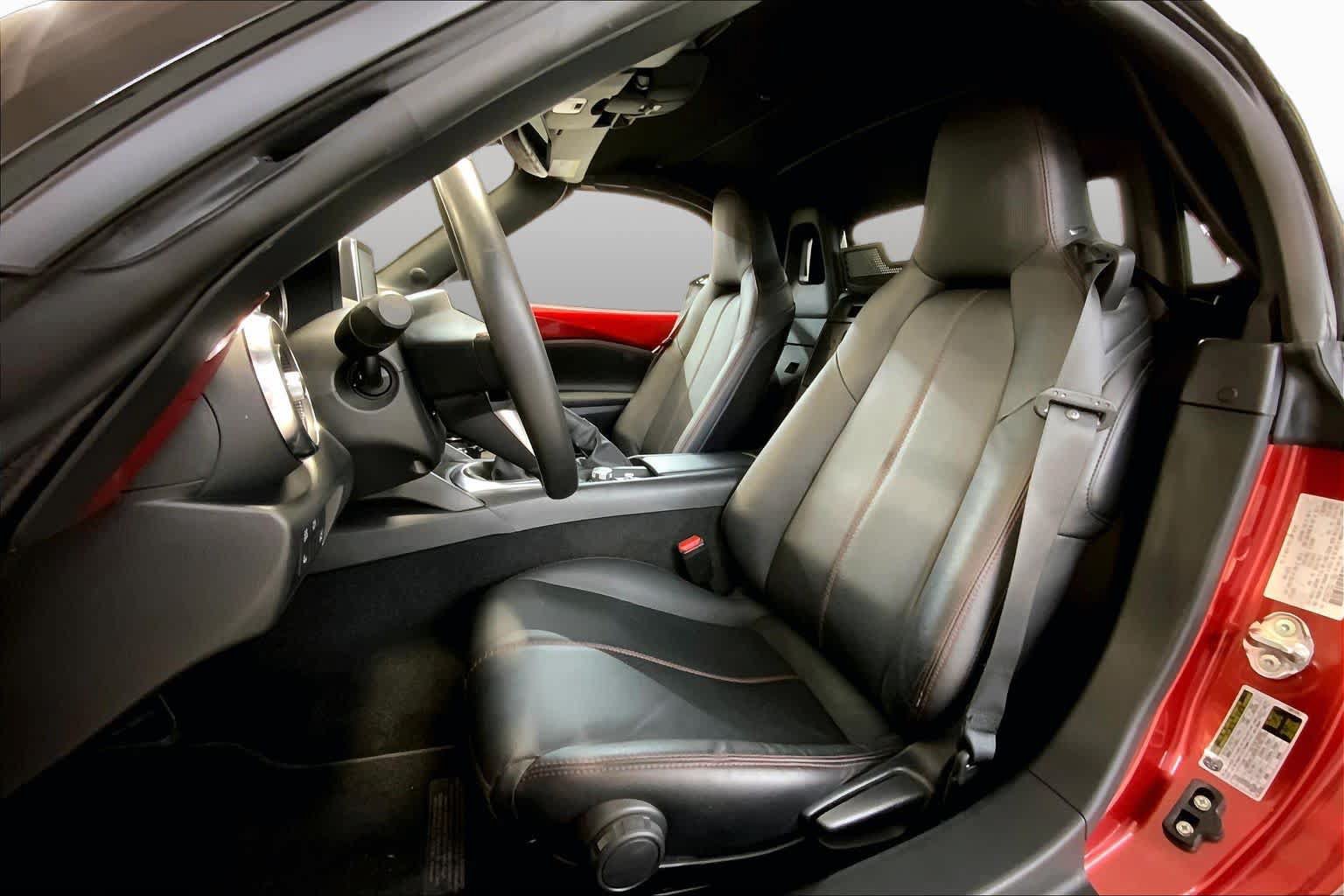 Used 2016 MAZDA MX-5 Miata Grand Touring RWD image 20