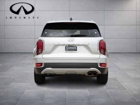 Used 2021 Hyundai Palisade SEL w/ Premium Package FWD image 6