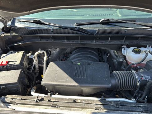 Used 2025 GMC Sierra 1500 SLT image 28